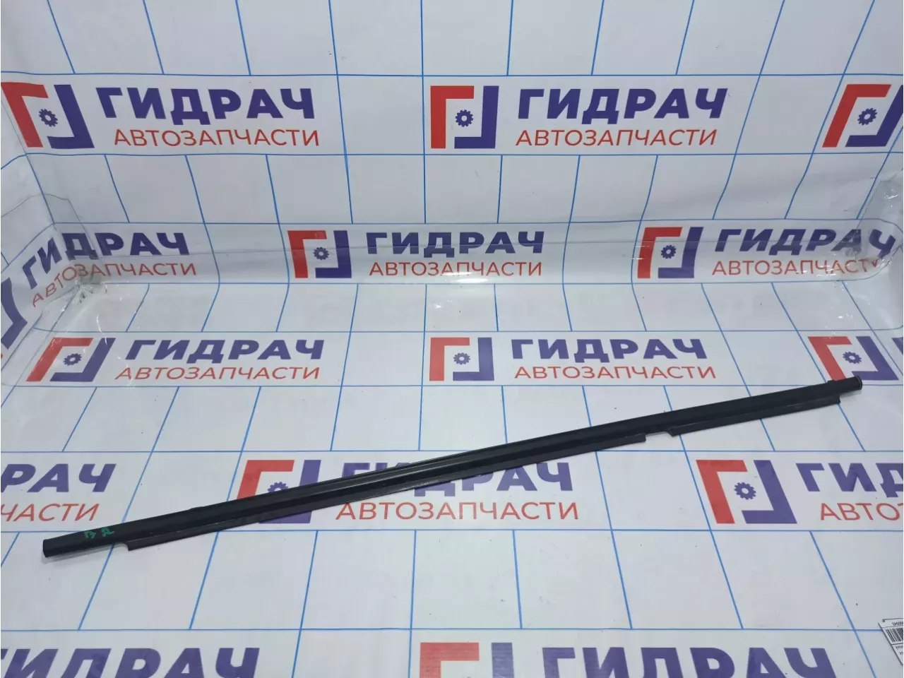 Накладка стекла заднего правого Chery Tiggo T11 T116203220.